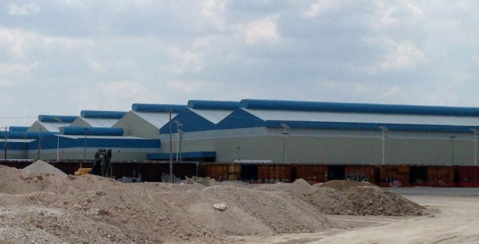 Mexico bottling-plant with natural ventilation